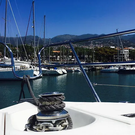 Botel Vass *